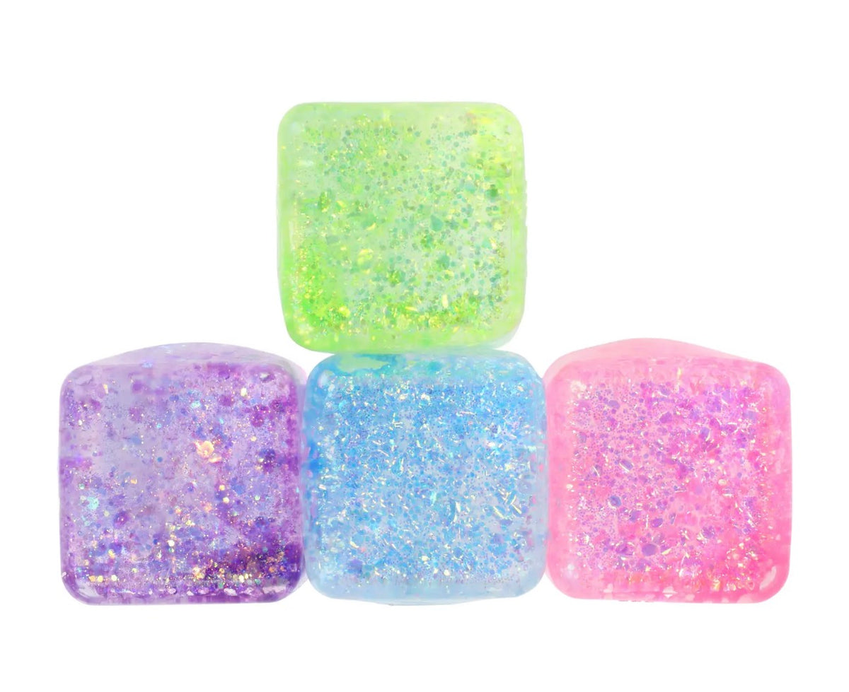 Irre-Squish-Tible™ Kool Kube